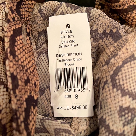 Smythe Turtleneck Drape Blouse NWT SZ small - Picture 8 of 8